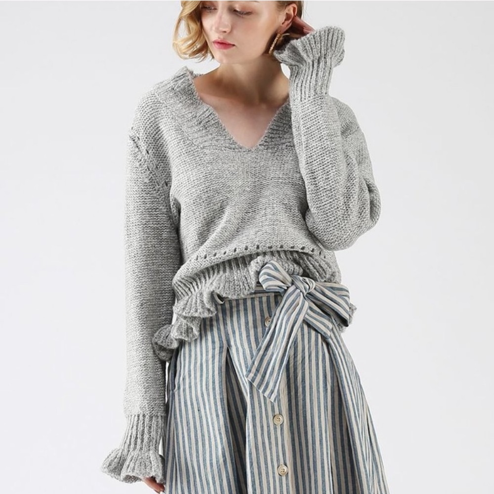 NWT Chicwish Knit a Chance Ruffle Sweater S/M Gray